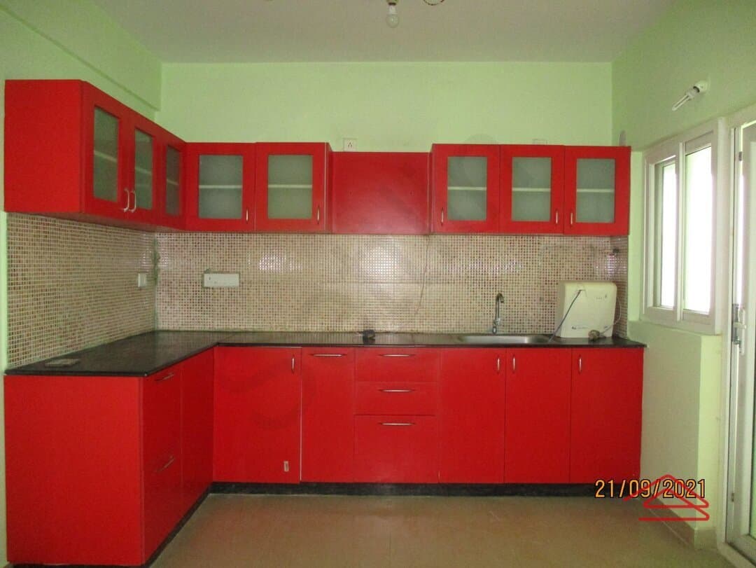 Kitchen 1