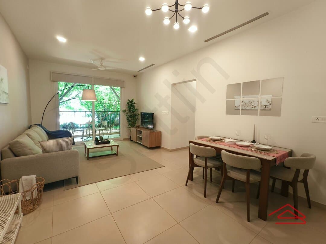 Hall 1