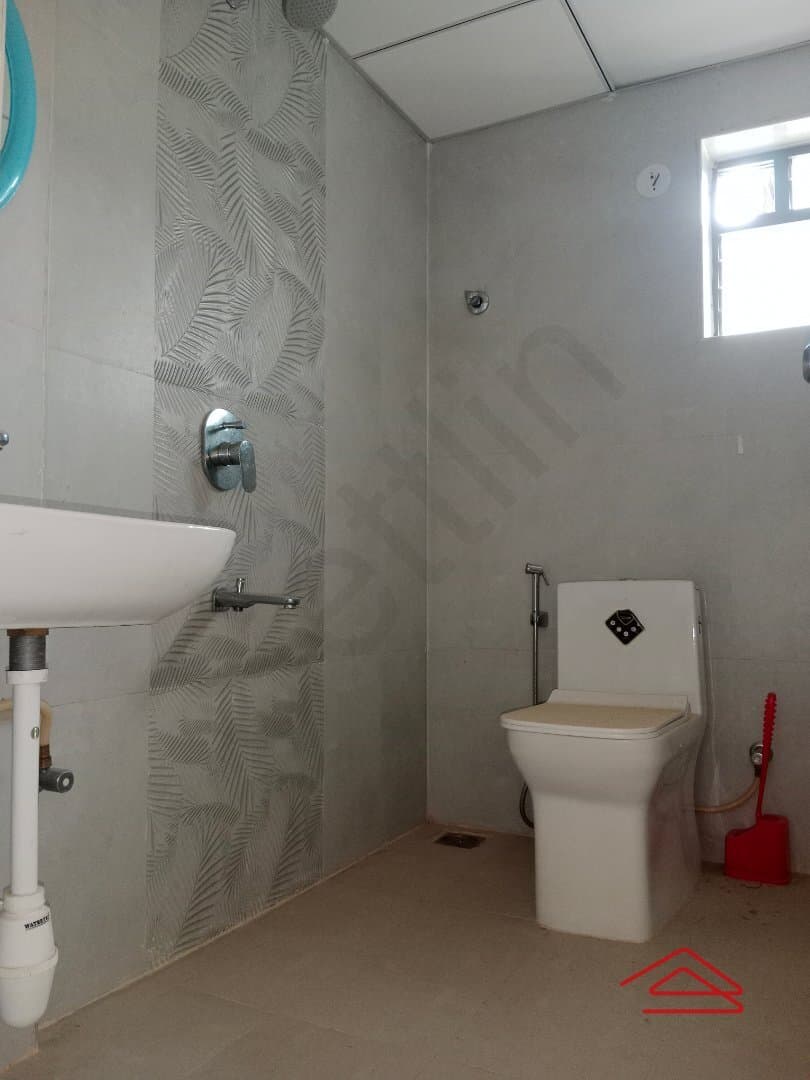 Bathroom 4