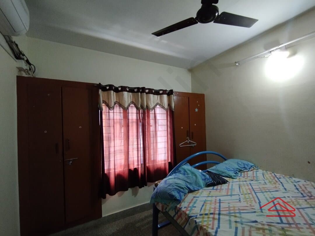Sub Unit : bedrooms 2