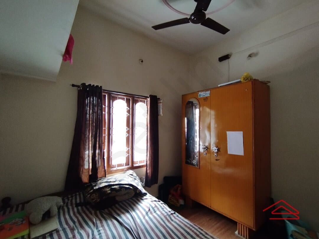 Sub Unit : bedrooms 1