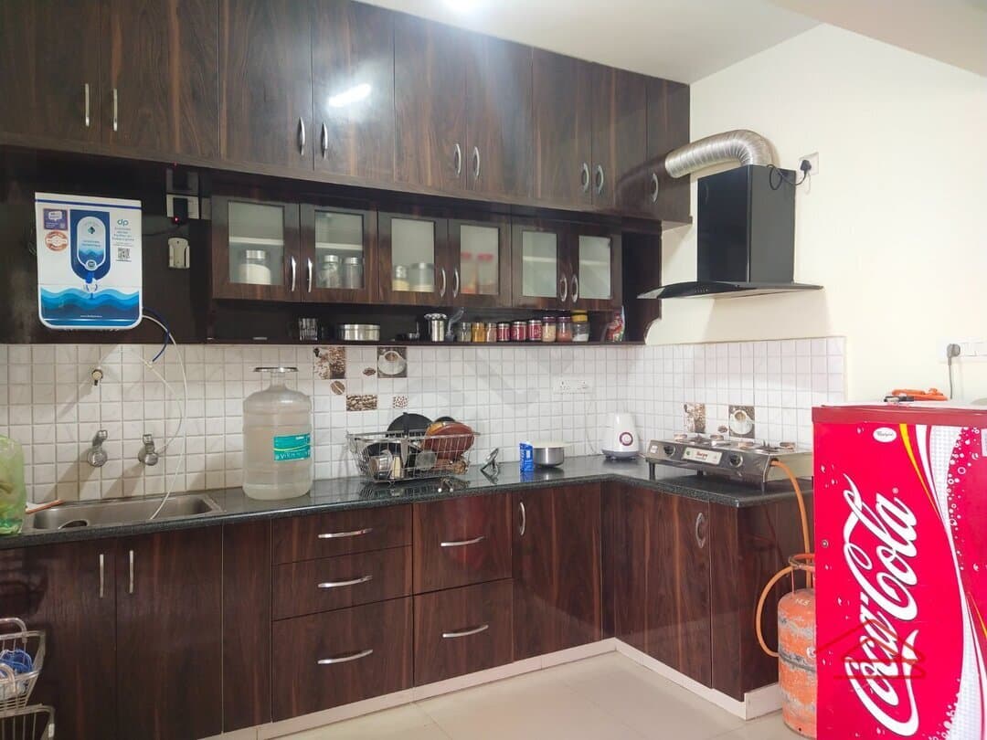 Kitchen 1