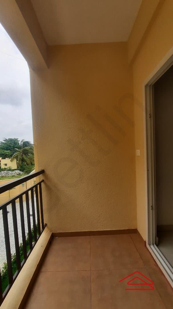 Balcony 2