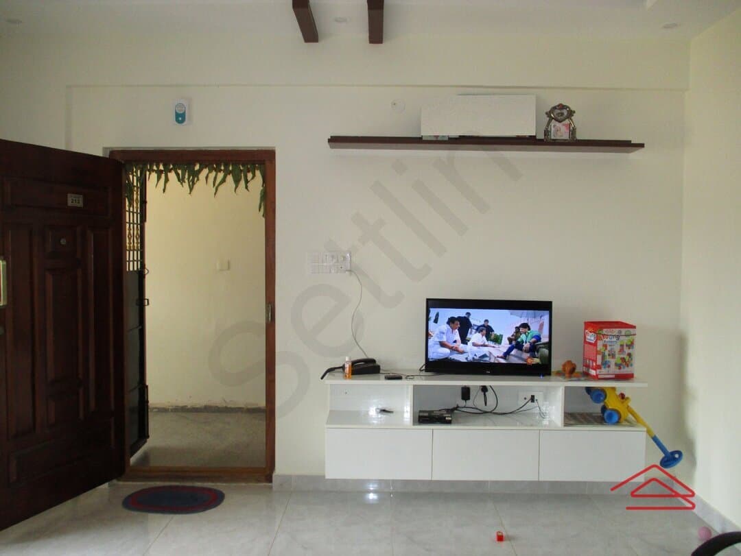 Hall 1