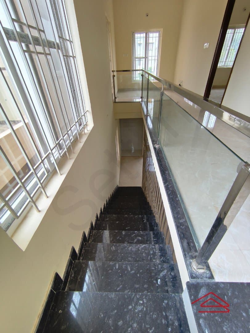 Hall 2