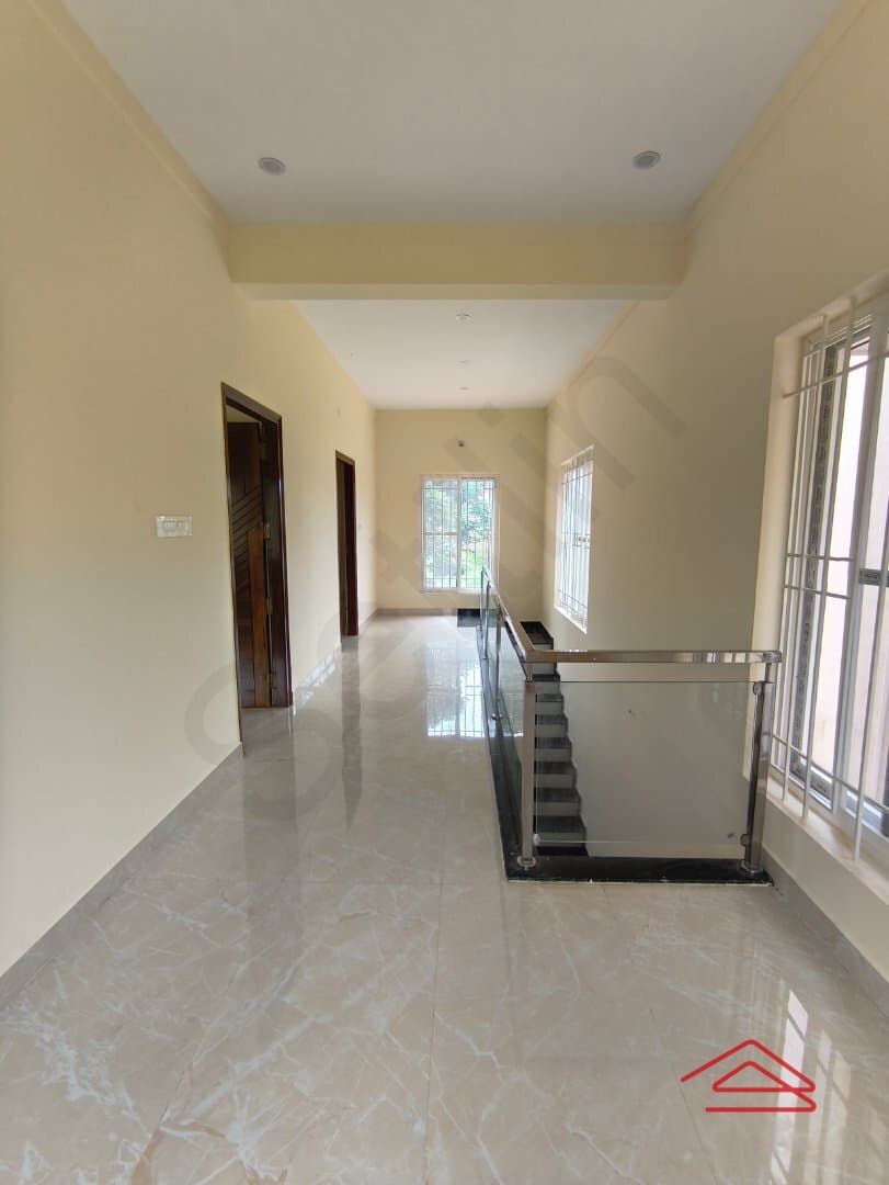 Hall 2