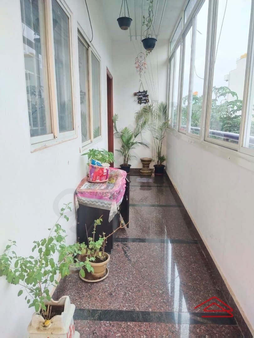 Hall 1
