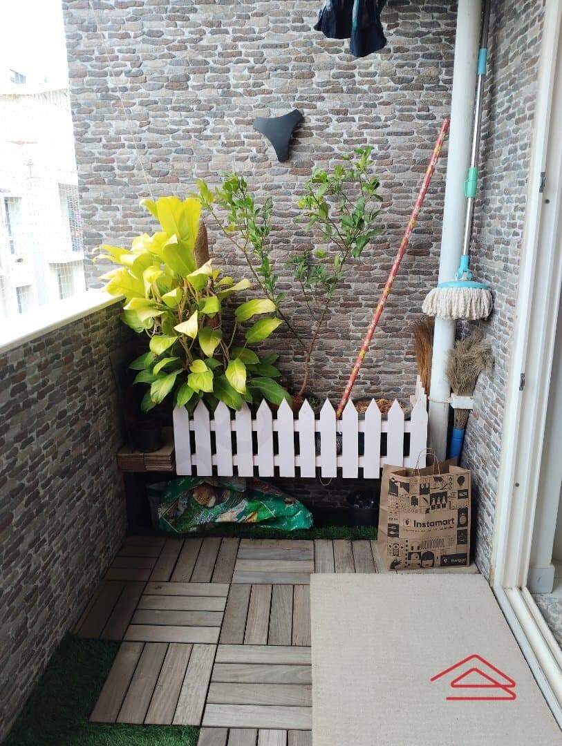 Balcony 1