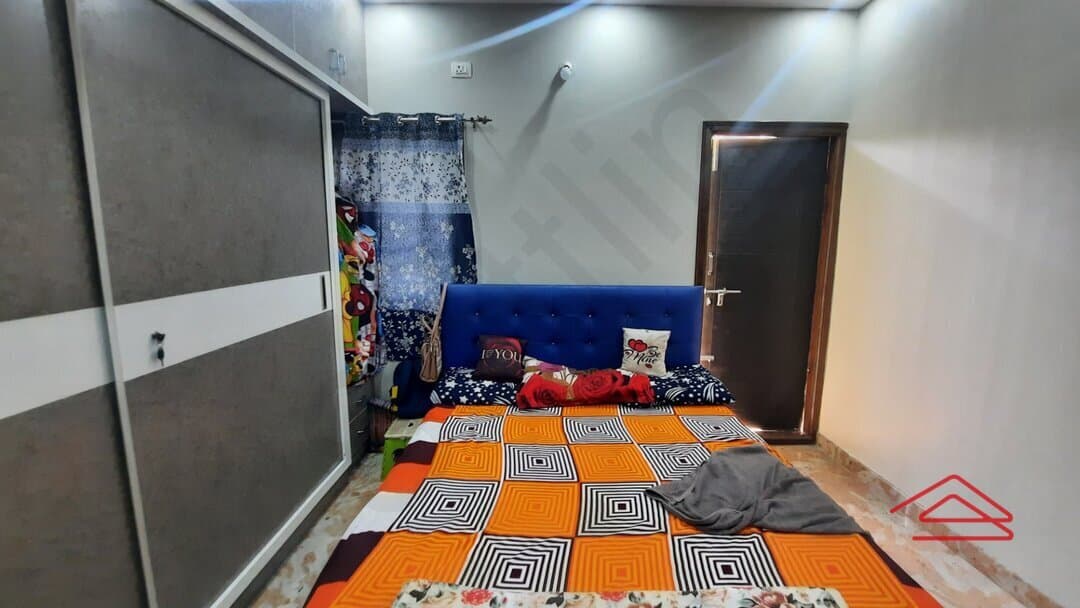 Sub Unit : bedrooms 3