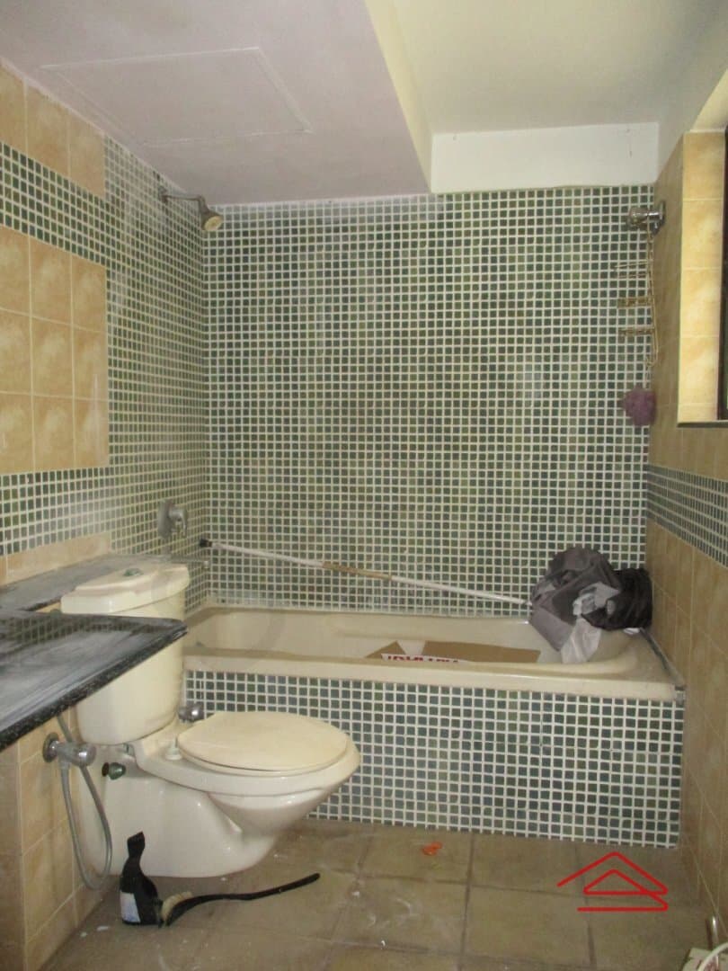Bathroom 2