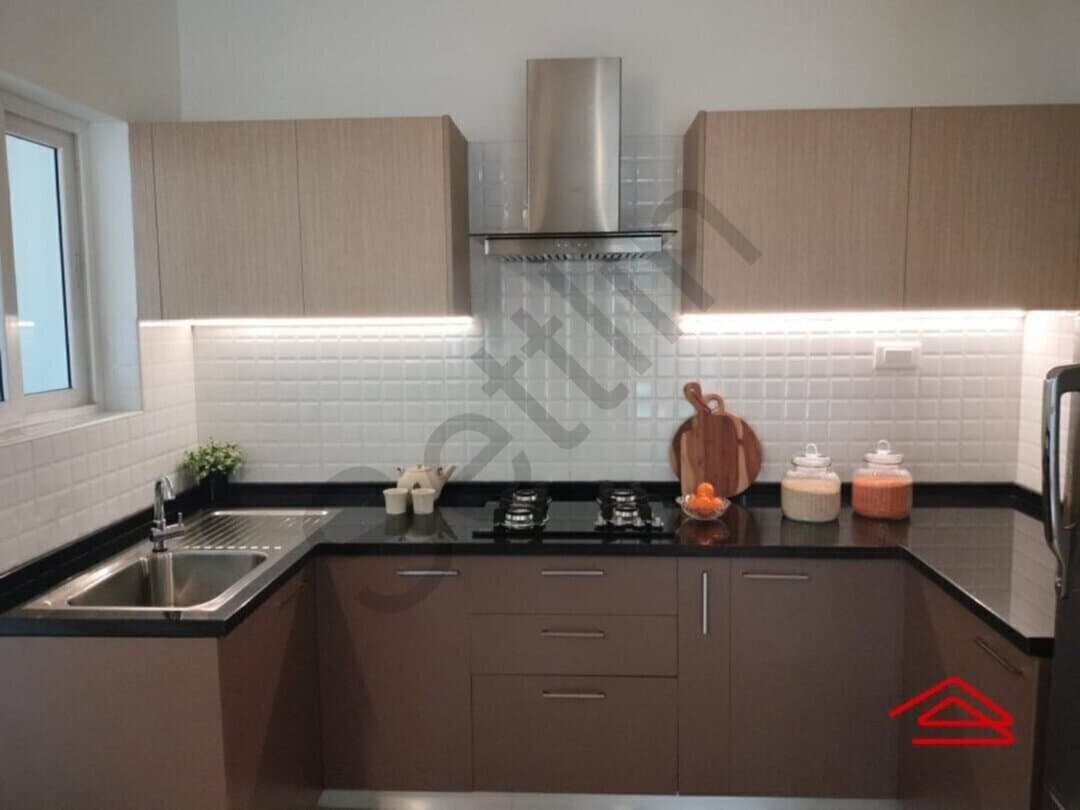 Kitchen 1