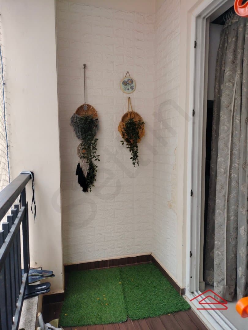 Balcony 1