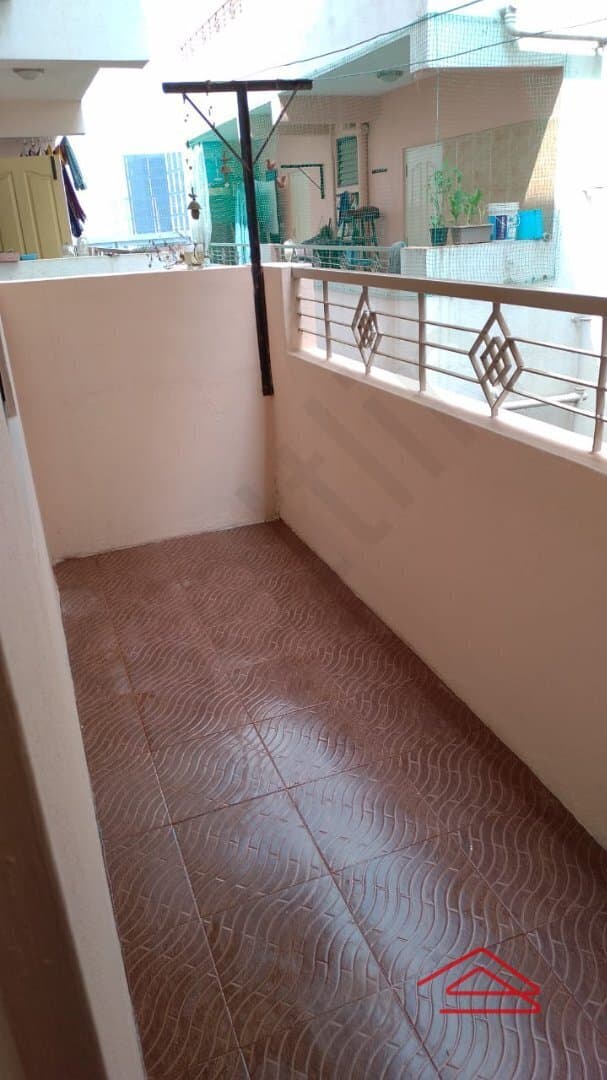 Balcony 1