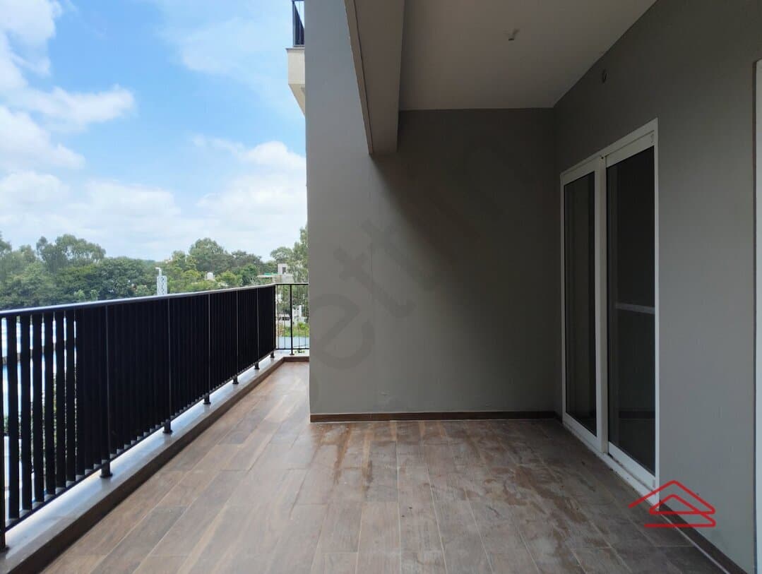 Balcony 1