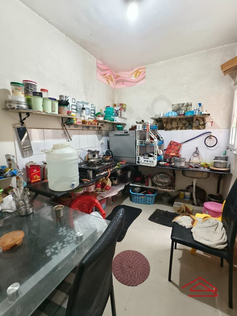 Kitchen 1