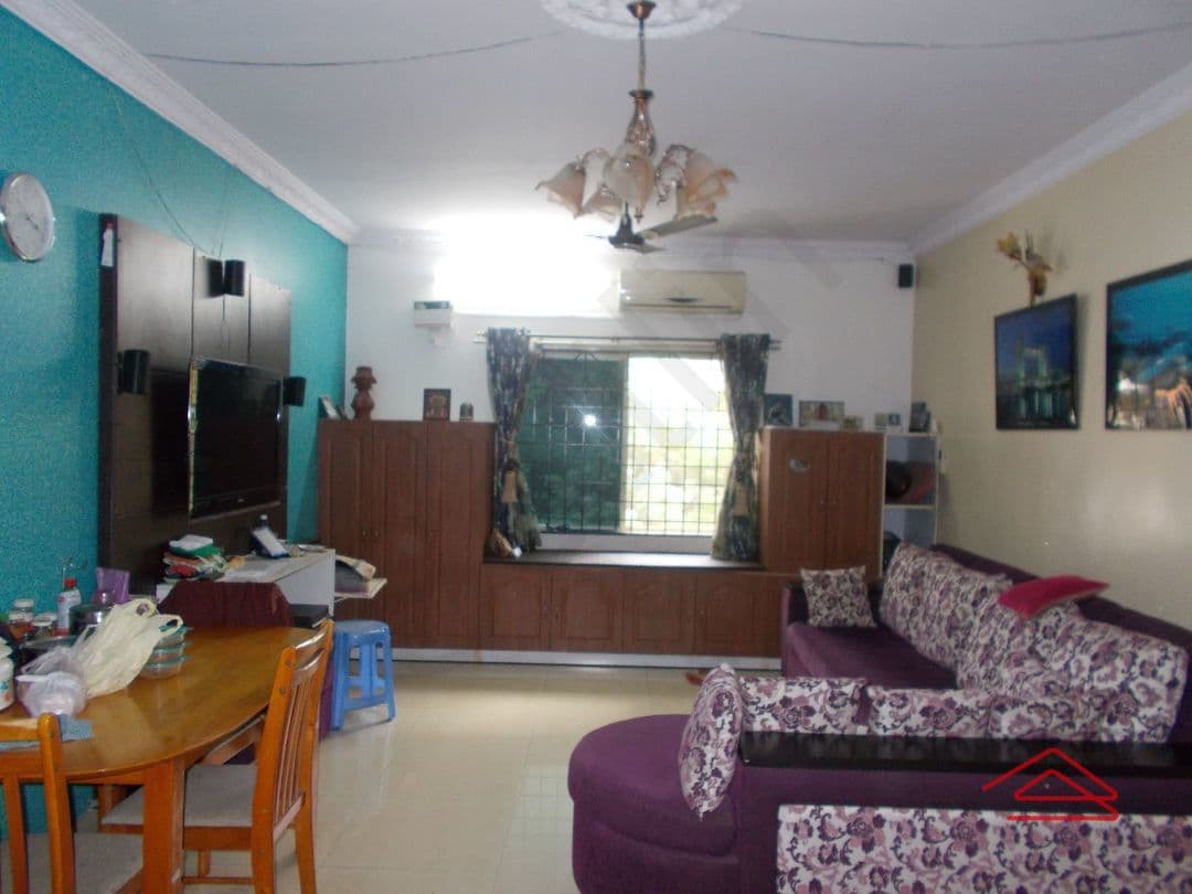 Hall 1