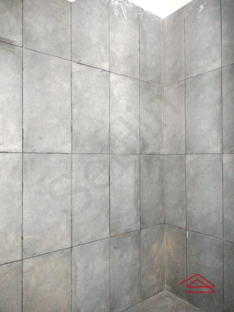Bathroom 4