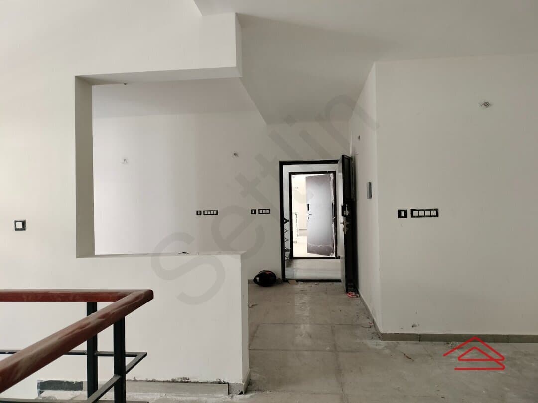 Hall 1