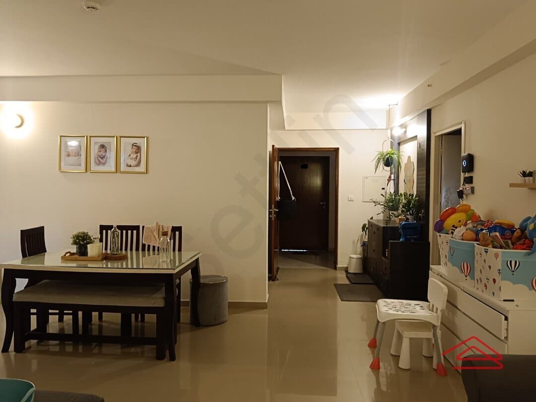 Hall 1