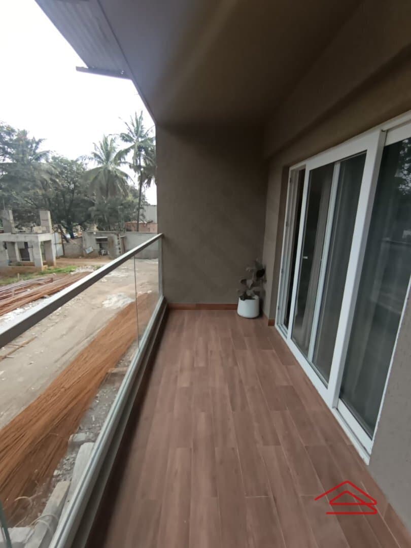 Balcony 2