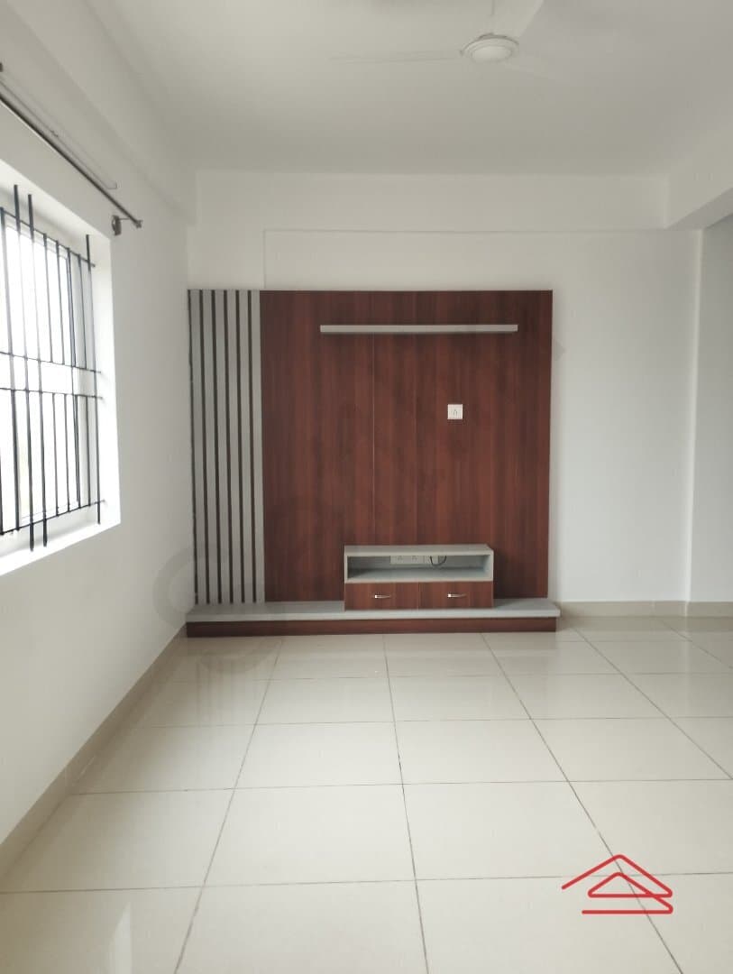 Hall 1