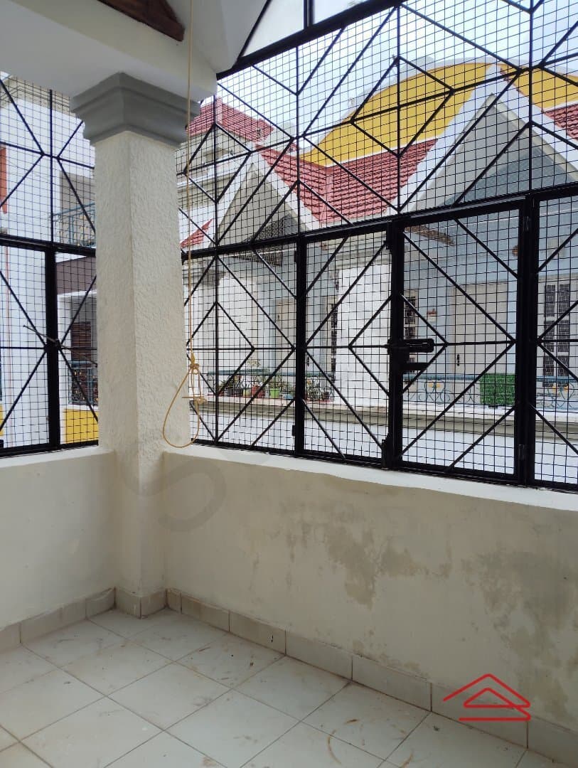Balcony 2