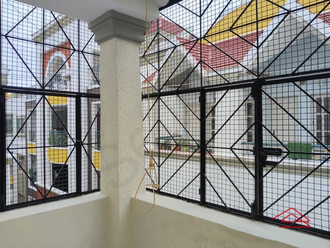 Balcony 2