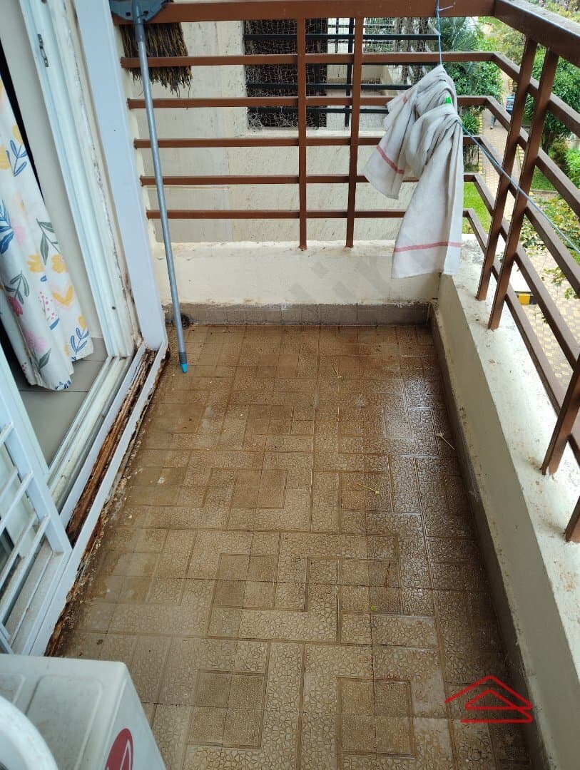 Balcony 2