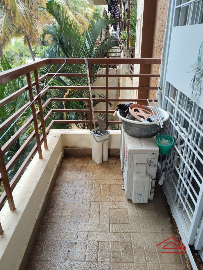 Balcony 2
