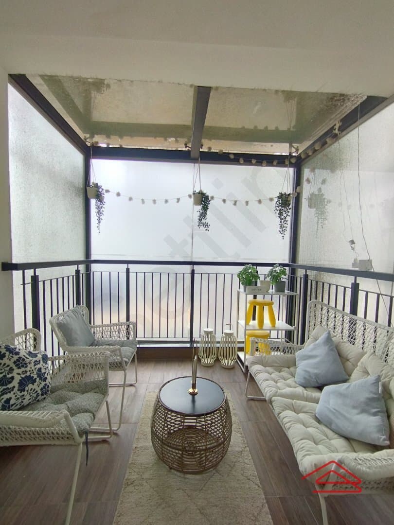 Balcony 1