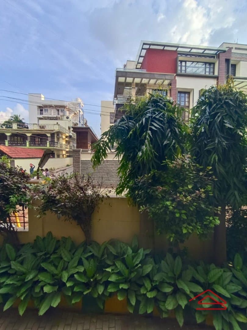Balcony 1